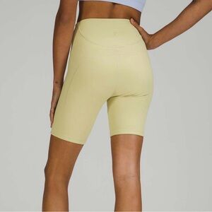 Lululemon Ribbed Contoured High-Rise Short 8"
Dew Green